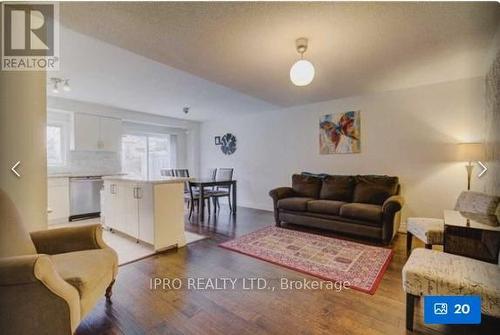 167 - 5255 Palmetto Place W, Mississauga, ON - Indoor Photo Showing Living Room