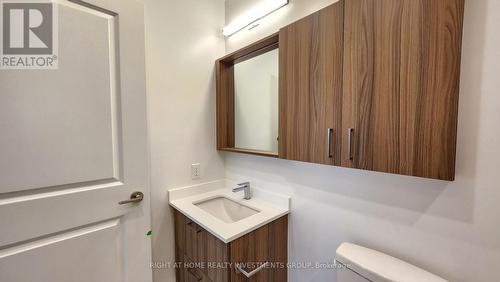 2507 - 50 Upper Mall Way, Vaughan, ON - Indoor Photo Showing Bathroom