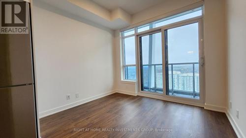 2507 - 50 Upper Mall Way, Vaughan, ON - Indoor Photo Showing Other Room