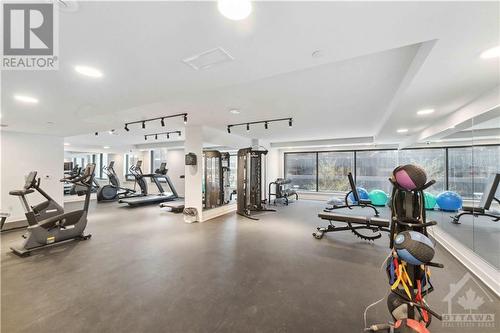 1604 - 340 Queen Street, Ottawa Centre (4101 - Ottawa Centre), ON - Indoor Photo Showing Gym Room