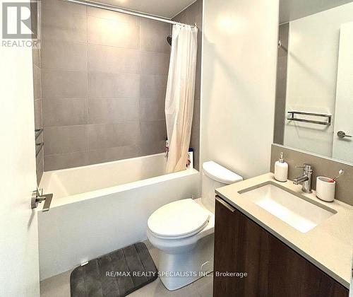 5609 - 7890 Jane Street, Vaughan, ON - Indoor Photo Showing Bathroom