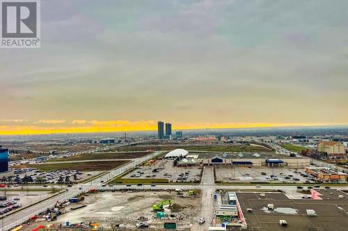 1909 - 5 Buttermill Avenue, Vaughan, ON - Outdoor With View