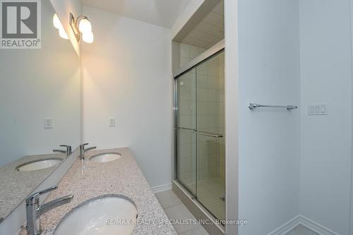 310 Calla Point, Milton, ON - Indoor Photo Showing Bathroom