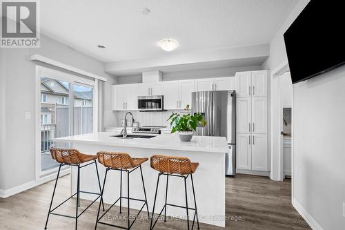 271 Dalgleish Trail, Hamilton, ON - Indoor Photo Showing Kitchen With Stainless Steel Kitchen With Upgraded Kitchen