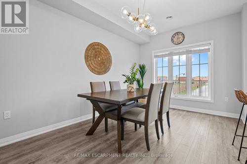 271 Dalgleish Trail, Hamilton, ON - Indoor Photo Showing Dining Room