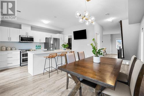 271 Dalgleish Trail, Hamilton, ON - Indoor Photo Showing Dining Room