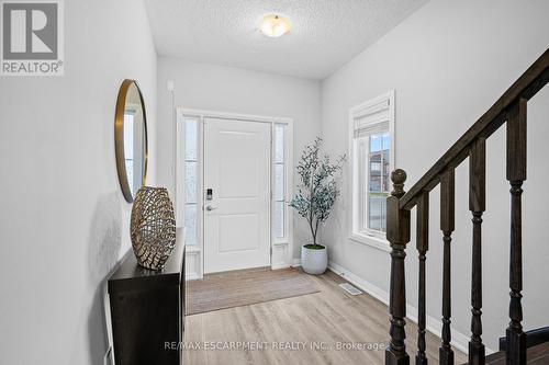 271 Dalgleish Trail, Hamilton, ON - Indoor Photo Showing Other Room