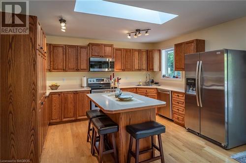 27 Gremik Crescent, Sauble Beach, ON - Indoor Photo Showing Kitchen