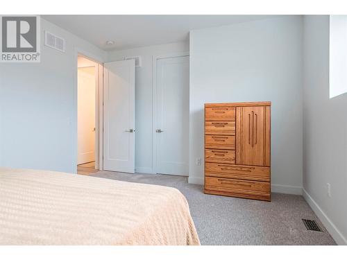 1039 Mt. Fosthall Drive Unit# 9, Vernon, BC - Indoor Photo Showing Bedroom