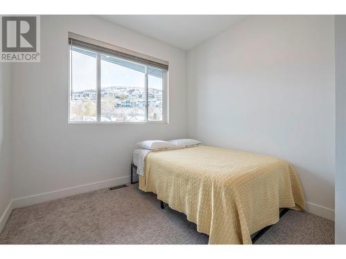 1039 Mt. Fosthall Drive Unit# 9, Vernon, BC - Indoor Photo Showing Bedroom