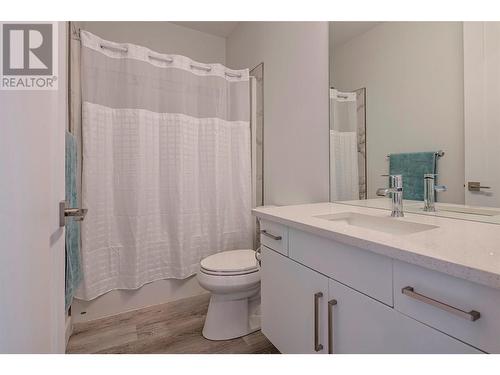 1039 Mt. Fosthall Drive Unit# 9, Vernon, BC - Indoor Photo Showing Bathroom