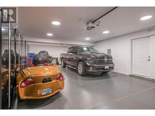 1039 Mt. Fosthall Drive Unit# 9, Vernon, BC - Indoor Photo Showing Garage