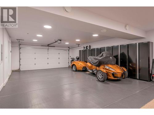 1039 Mt. Fosthall Drive Unit# 9, Vernon, BC - Indoor Photo Showing Garage