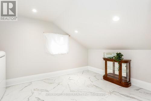 8071 Kipling Avenue, Vaughan, ON - Indoor Photo Showing Other Room