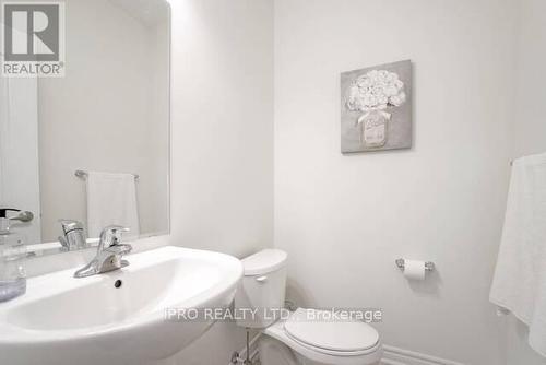 277 Casson Point, Milton, ON - Indoor Photo Showing Bathroom