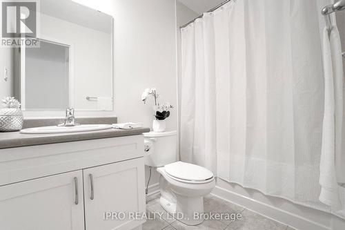 277 Casson Point, Milton, ON - Indoor Photo Showing Bathroom