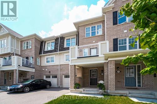 277 Casson Point, Milton, ON - Outdoor With Facade