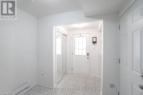 277 Casson Point, Milton, ON - Indoor Photo Showing Other Room