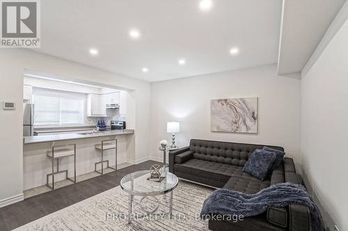 277 Casson Point, Milton, ON - Indoor Photo Showing Living Room