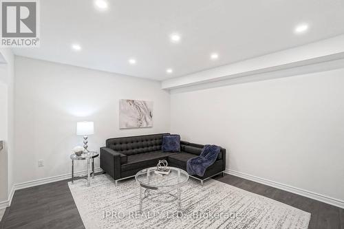 277 Casson Point, Milton, ON - Indoor