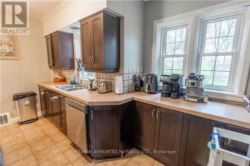 9 Old Orchard Avenue, Cornwall (717 - Cornwall), ON - Indoor Photo Showing Kitchen With Double Sink