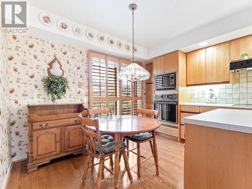 13 Morning Glory Way, Toronto, ON - Indoor Photo Showing Kitchen