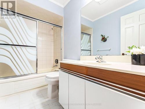 13 Morning Glory Way, Toronto, ON - Indoor Photo Showing Bathroom