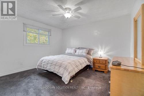 36 Hillcrest Avenue, Brantford, ON - Indoor Photo Showing Bedroom