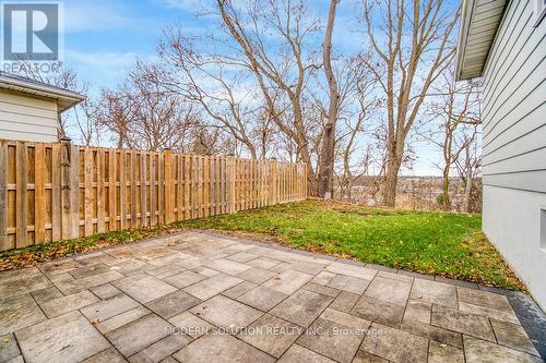 36 Hillcrest Avenue, Brantford, ON - Outdoor