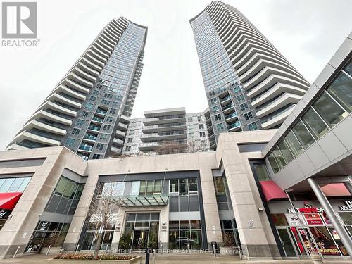 803 - 7171 Yonge Street, Markham, ON - Outdoor With Facade