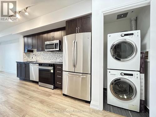 803 - 7171 Yonge Street, Markham, ON - Indoor Photo Showing Laundry Room