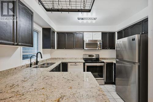 6 Wellington Avenue E, Oshawa, ON - Indoor Photo Showing Kitchen With Double Sink