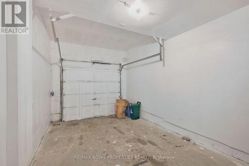 6 Wellington Avenue E, Oshawa, ON - Indoor Photo Showing Garage