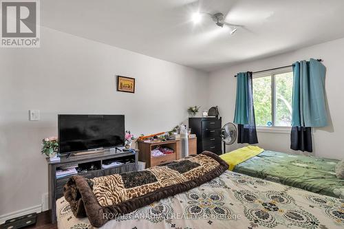 748 Little Hill Street, London, ON - Indoor Photo Showing Bedroom