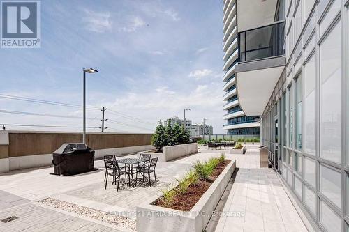 735 - 7161 Yonge Street, Markham, ON - Outdoor With Exterior