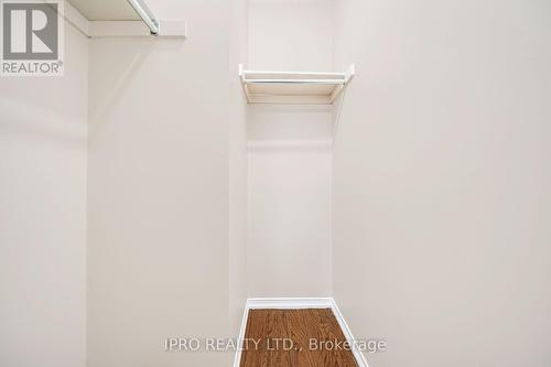 1204 Prestonwood Crescent, Mississauga, ON - Indoor