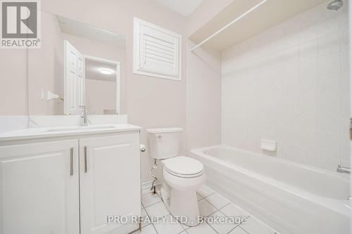 1204 Prestonwood Crescent, Mississauga, ON - Indoor Photo Showing Bathroom