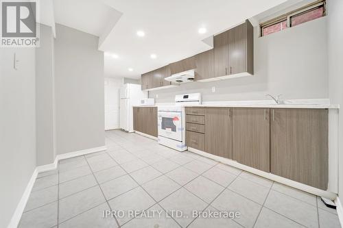 1204 Prestonwood Crescent, Mississauga, ON - Indoor