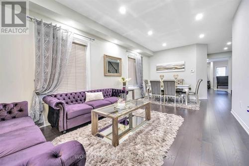 14 Loomis Road, Brampton, ON - Indoor Photo Showing Living Room