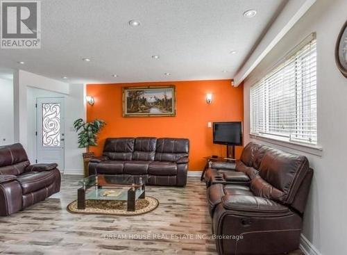 Main - 30 Grange Drive, Brampton, ON - Indoor Photo Showing Living Room