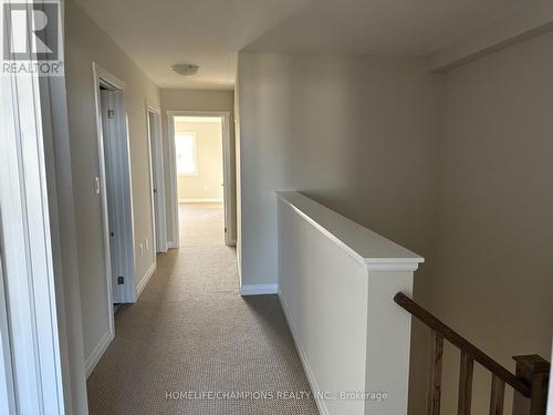 187 Lormont Boulevard, Hamilton, ON - Indoor Photo Showing Other Room