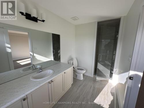 187 Lormont Boulevard, Hamilton, ON - Indoor Photo Showing Bathroom