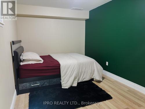 32 Ambrosia Path, St. Thomas, ON - Indoor Photo Showing Bedroom