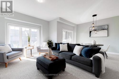 9 Lakewalk Drive, Hamilton, ON - Indoor Photo Showing Living Room