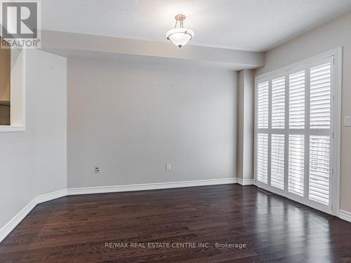 3856 Coachman Circle, Mississauga, ON - Indoor Photo Showing Other Room