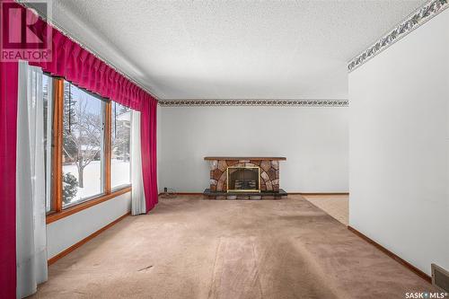 339 Witney Avenue S, Saskatoon, SK - Indoor With Fireplace