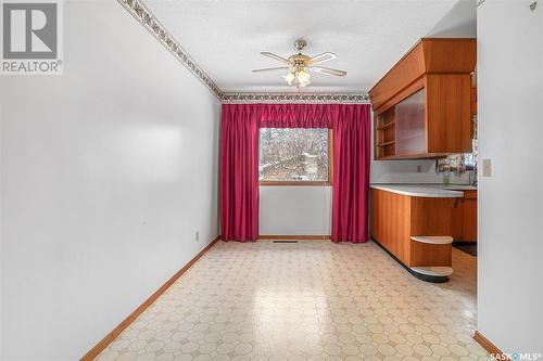 339 Witney Avenue S, Saskatoon, SK - Indoor Photo Showing Other Room