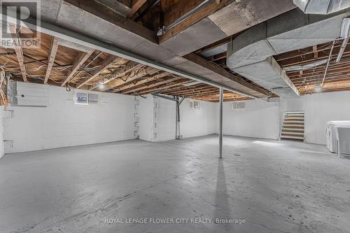 304 Wallace Avenue S, Welland, ON - Indoor Photo Showing Basement