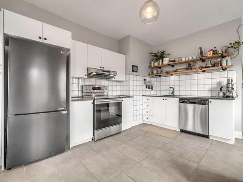 Cuisine - 1291 1Re Avenue, Québec (La Cité-Limoilou), QC - Indoor Photo Showing Kitchen