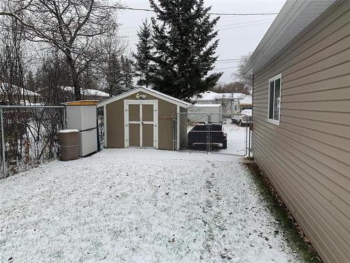 538 Hazel Ave, Winnipeg Beach, MB 